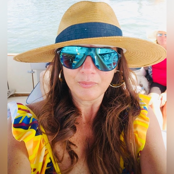 Meet your Posher, Luciana - Picture 6 of 15